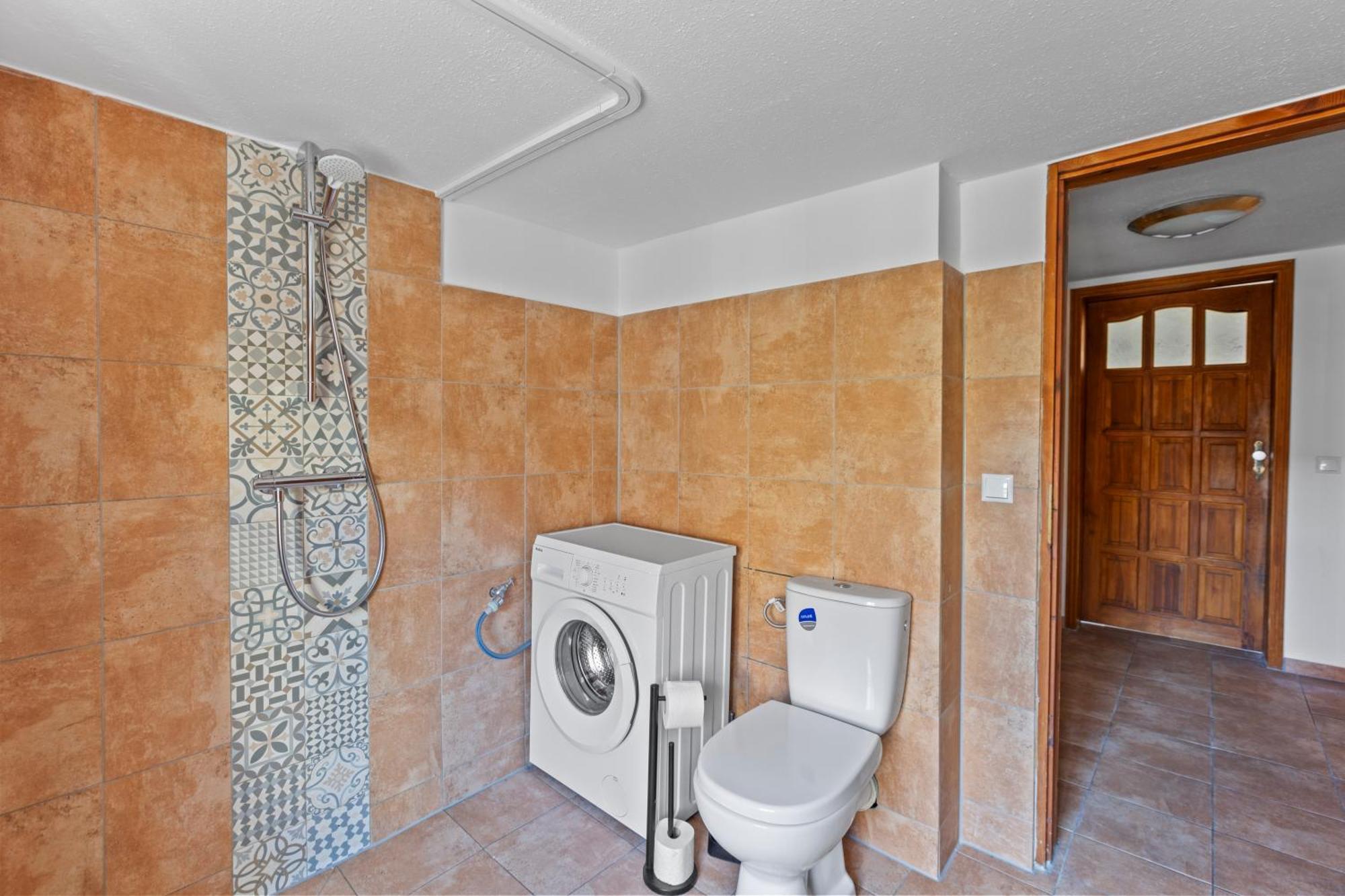 Sabina Monteurwohnung I 75 Zoll Tv I Kueche I Bad I Backofen I Trebbin Exterior photo