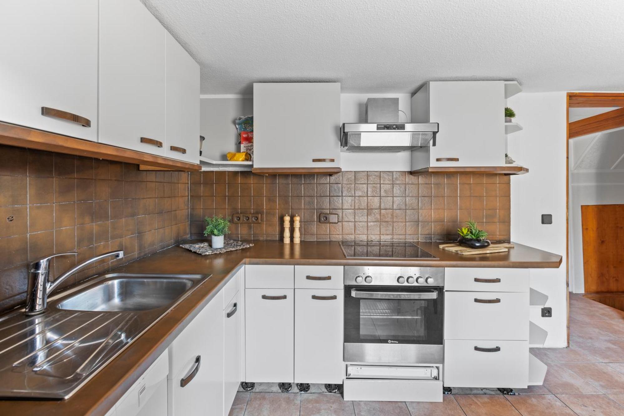 Sabina Monteurwohnung I 75 Zoll Tv I Kueche I Bad I Backofen I Trebbin Exterior photo